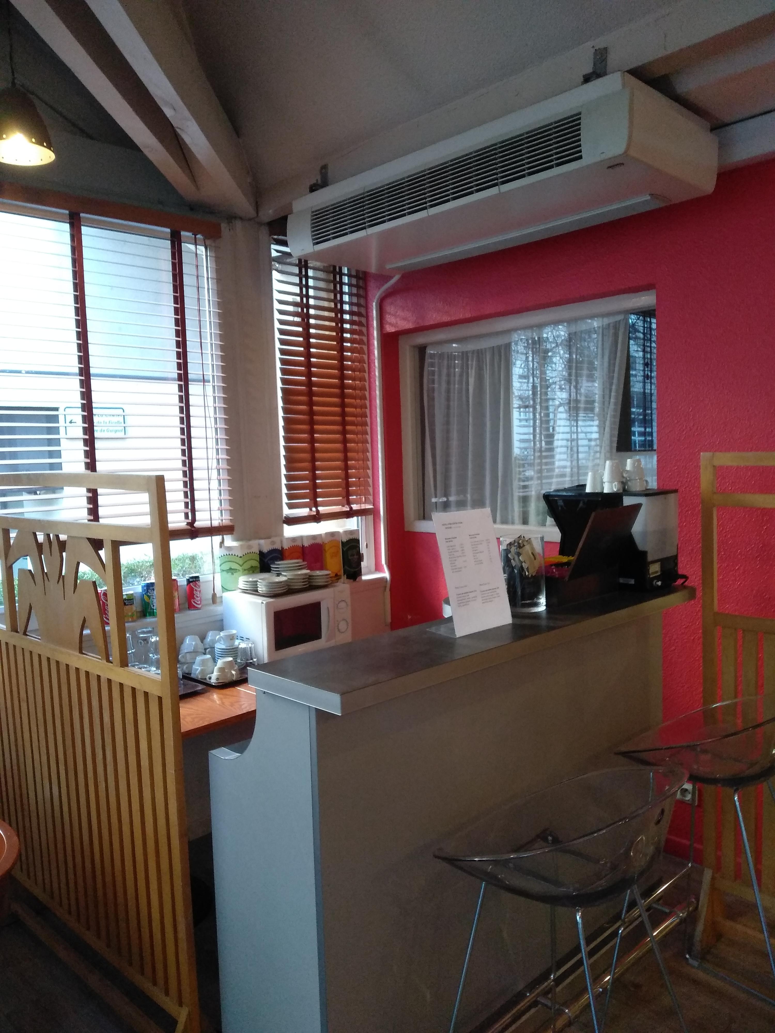 里昂中心鲁塞十字酒店 外观 照片